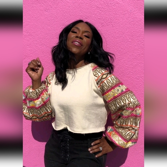 Free People Cream Cropped Embroidered Balloon Sleeve Boho Statement Sweater XS - Picture 2 of 15